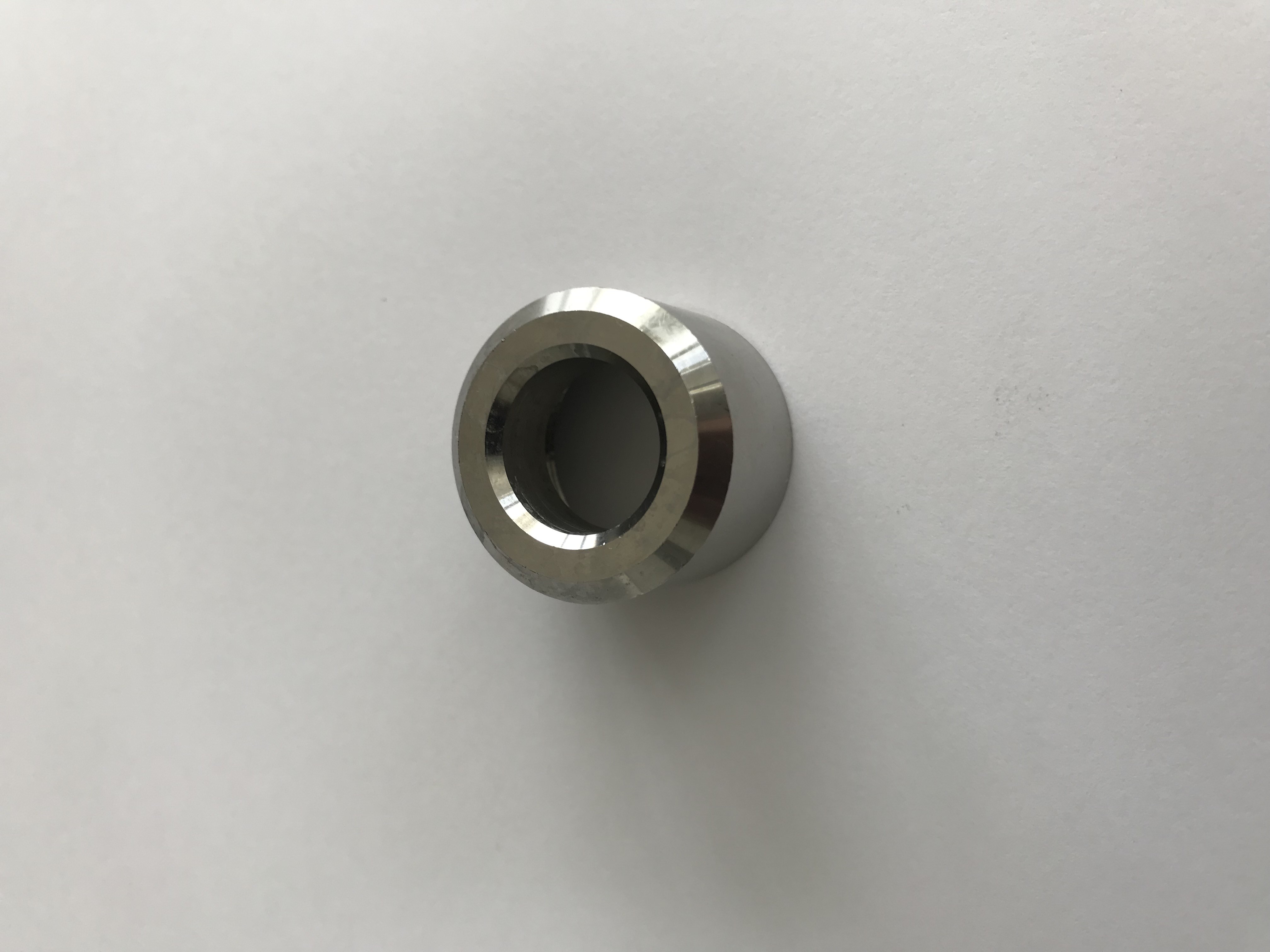 1049570 - VIV T 15 Auslassschutz