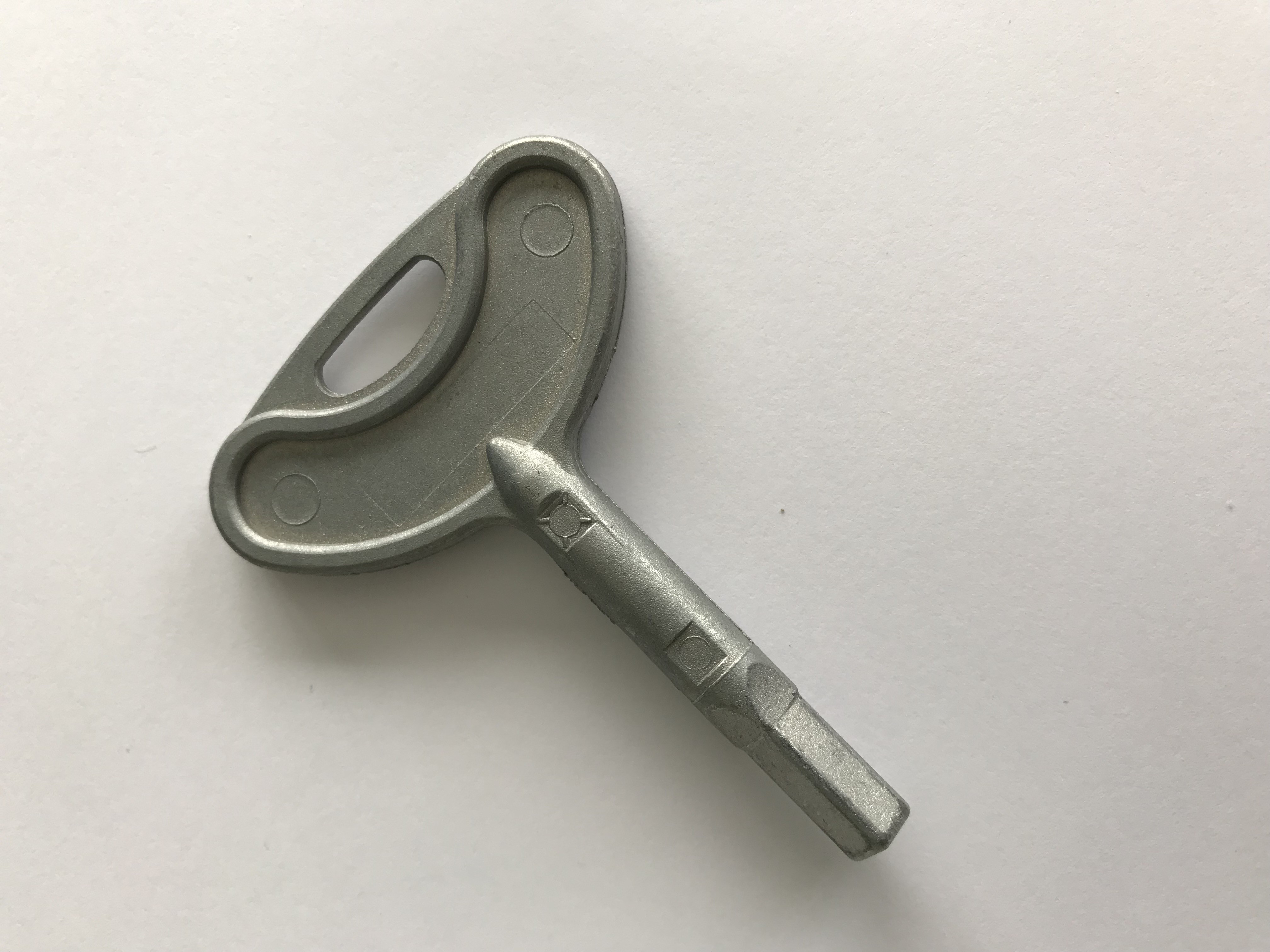 1038167 - VIV T Base Cabinet Schlüssel