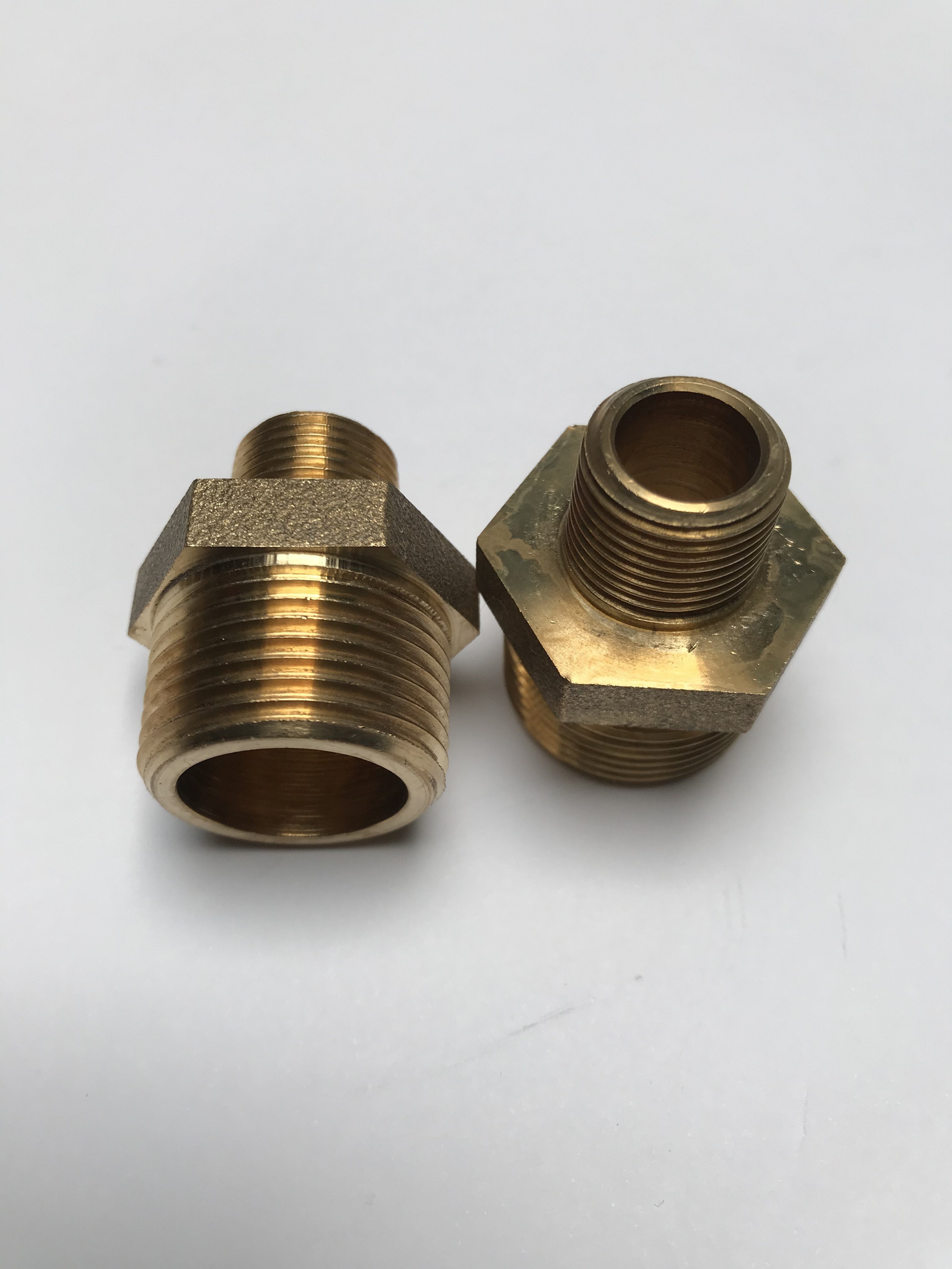 Doppelnippel 3/8" x 3/4"